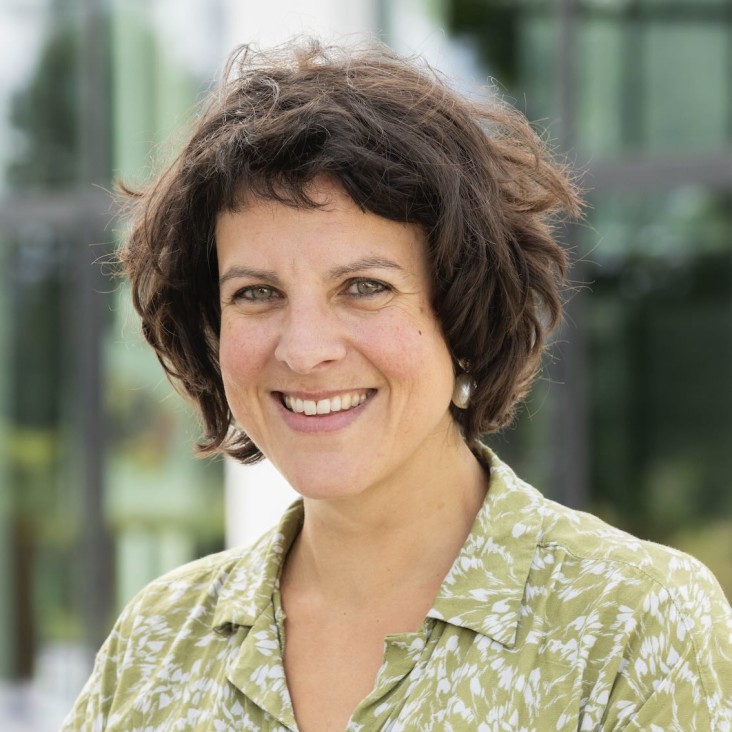 Marianne Cap